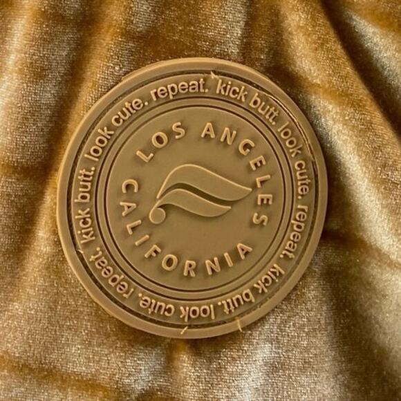 Fabletics Wander Brown Velvet Velour Zip Up High Neck Puffer Coat Jacket Size 2X - Picture 3 of 5